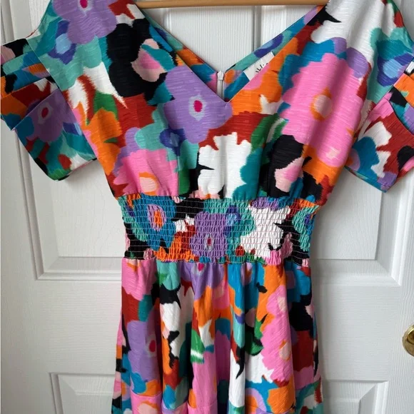 Molly Bracken Quinn Floral Midi Dress - Picture 5 of 7